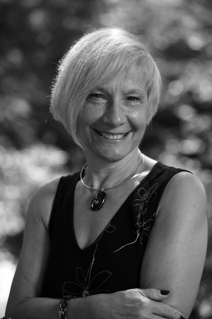 Suzanne Hanser