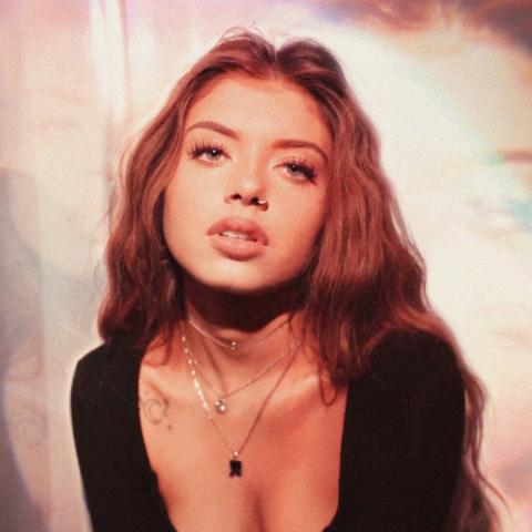 Vivienne Artur 
